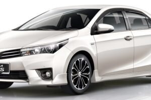 Mobil Altis Toyota Batam