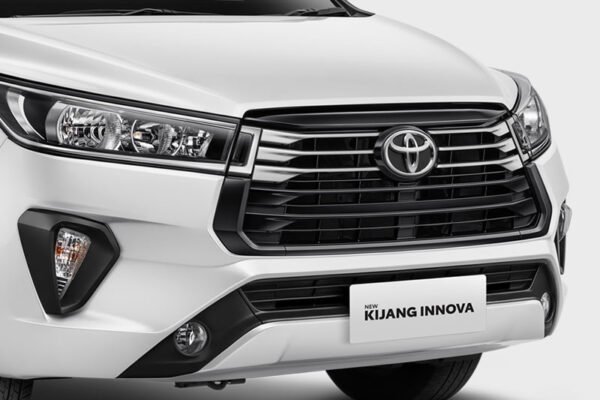 KIJANG INNOVA