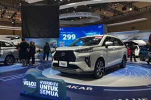 Toyota Veloz Hybrid Siap Tampil di GJAW 2025 — Konsumen Sudah Bisa Booking dari Sekarang