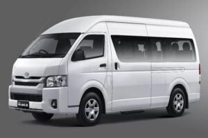 Solusi Transportasi Bisnis Mengapa Toyota Hiace dan Hilux Jadi Pilihan Utama Pengusaha di Batam